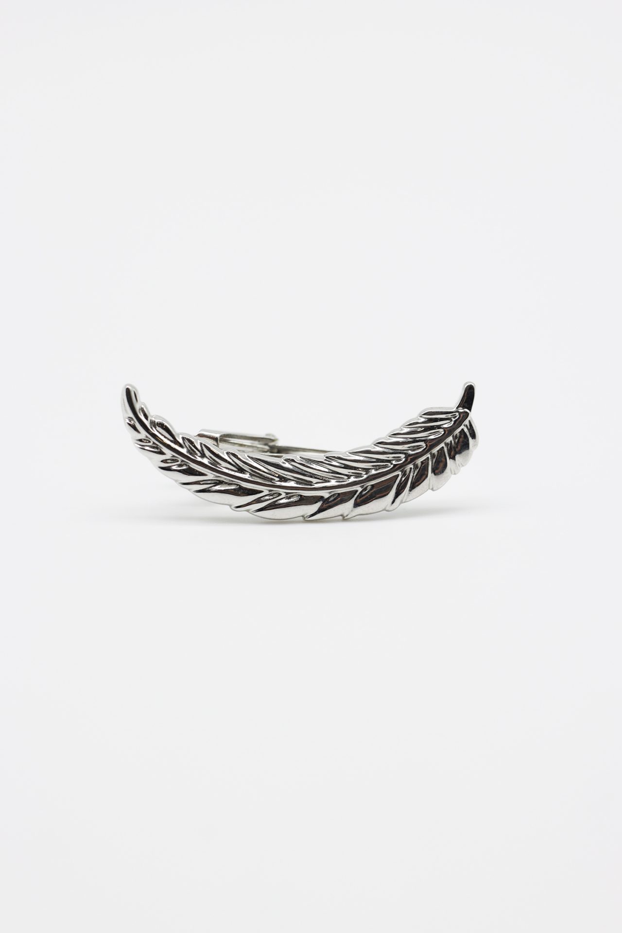 curve feather tie clip dgrie