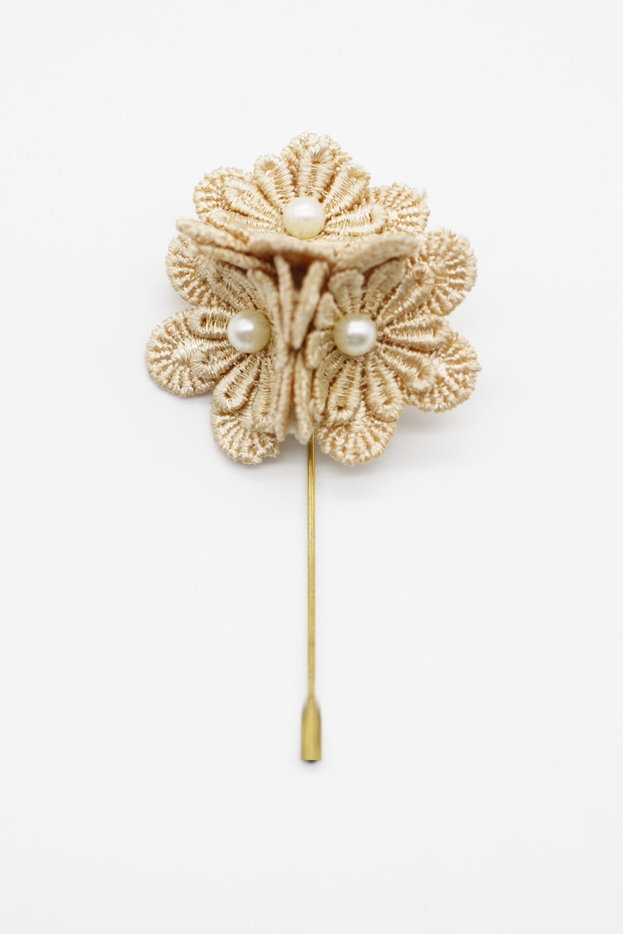 gold lace flower lapel pin dgrie