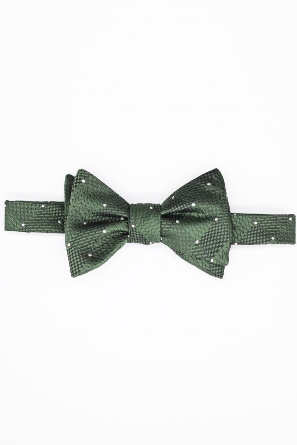 green dot white bowtie dgrie