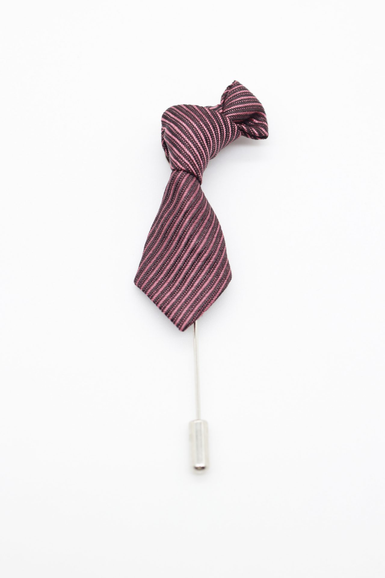 necktie lapel pin dgrie 1