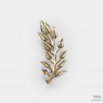 golden leaf roman style brooch dgrie